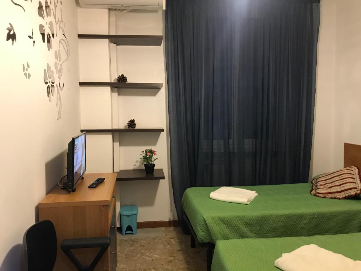 Kambal Inn Rom Exteriör bild
